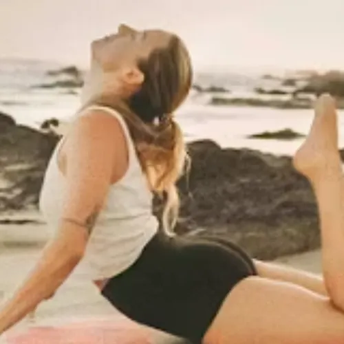 American Girlfriend WhatsApp